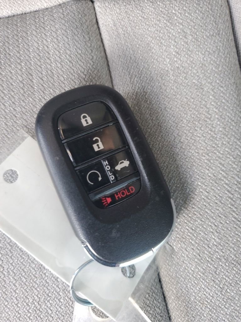 Used 2025 Honda Accord LX image 31