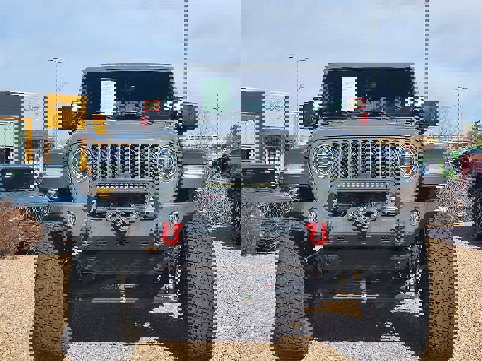 Used 2020 Jeep Gladiator Rubicon image 2