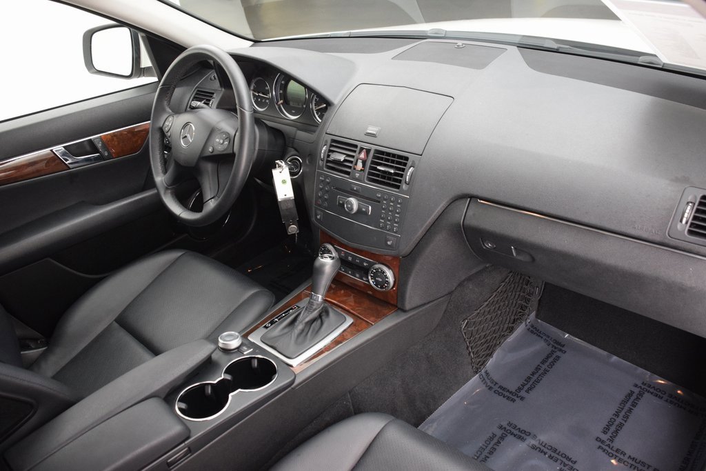 Used 2008 Mercedes-Benz C 300 Sedan image 13