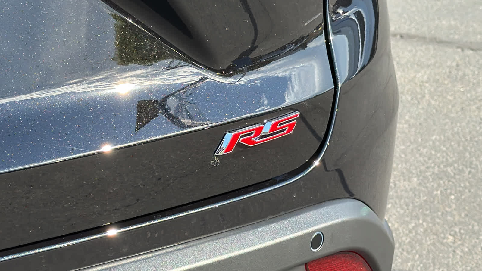 New 2026 Chevrolet Trax RS w/ Sunroof Package FWD image 28