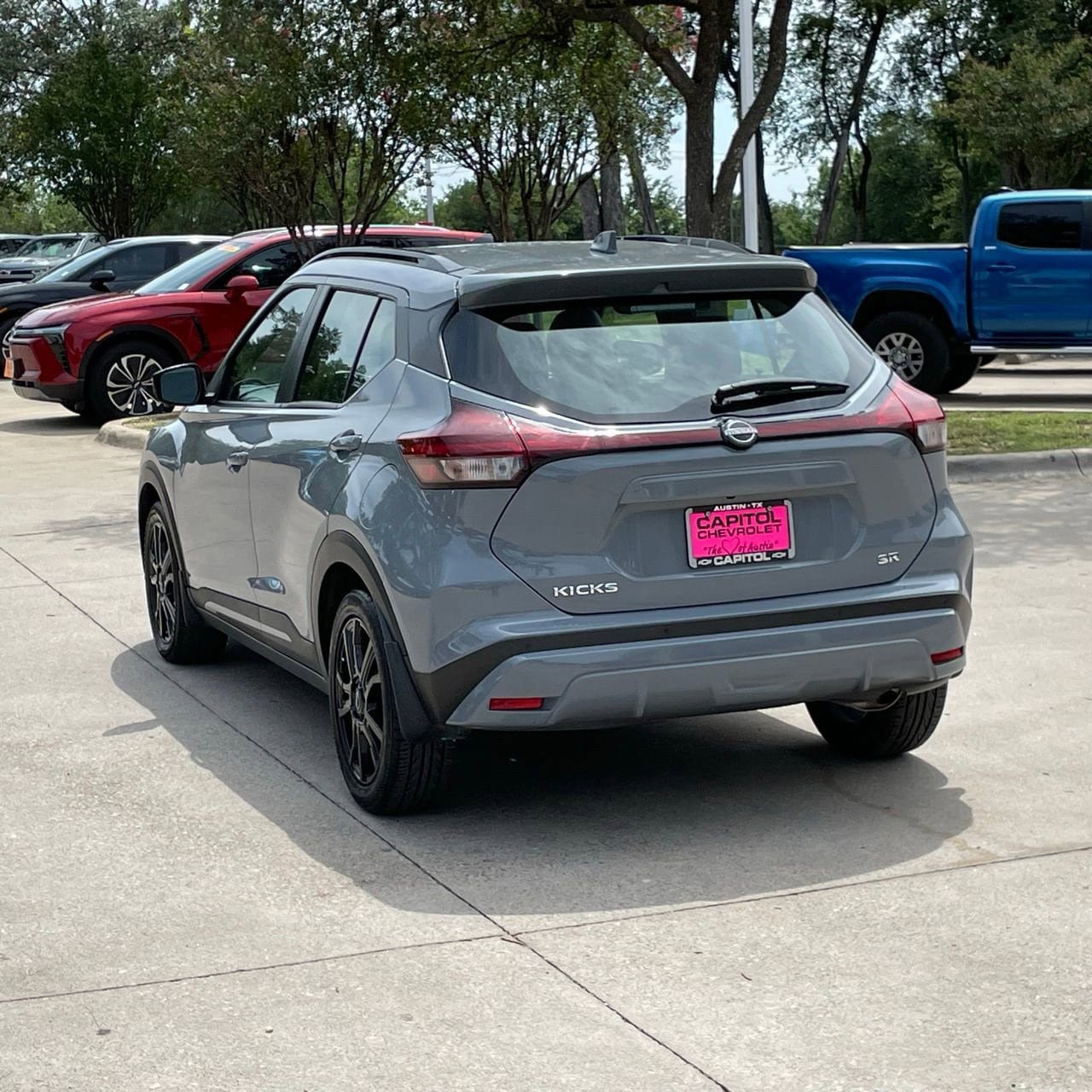 Used 2024 Nissan Kicks SR w/ SR Premium Package FWD image 4