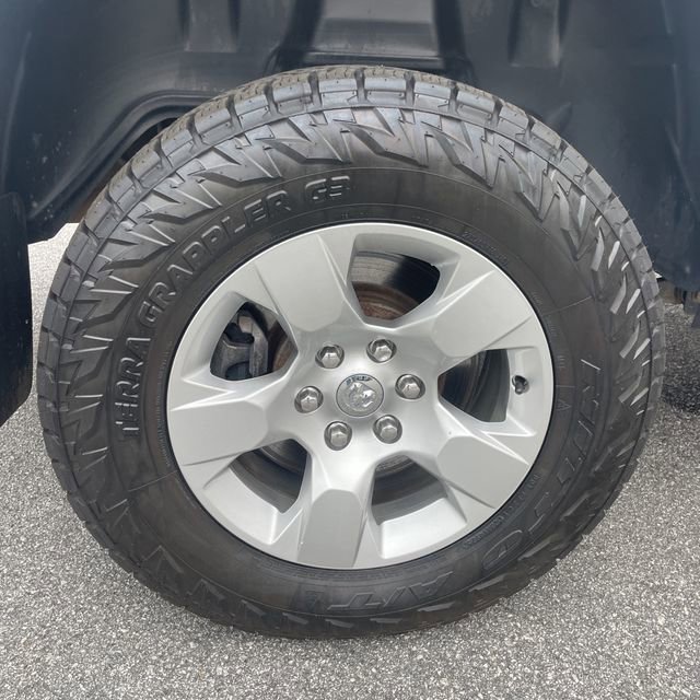 Used 2021 RAM 1500 Big Horn image 11