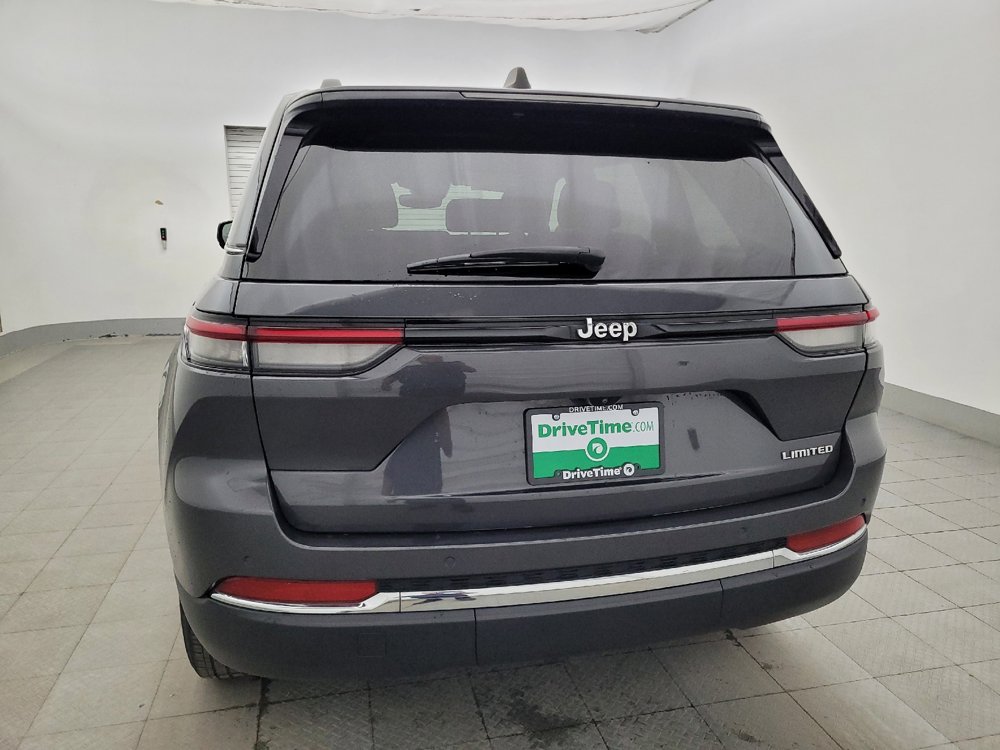 Used 2023 Jeep Grand Cherokee Limited RWD image 6