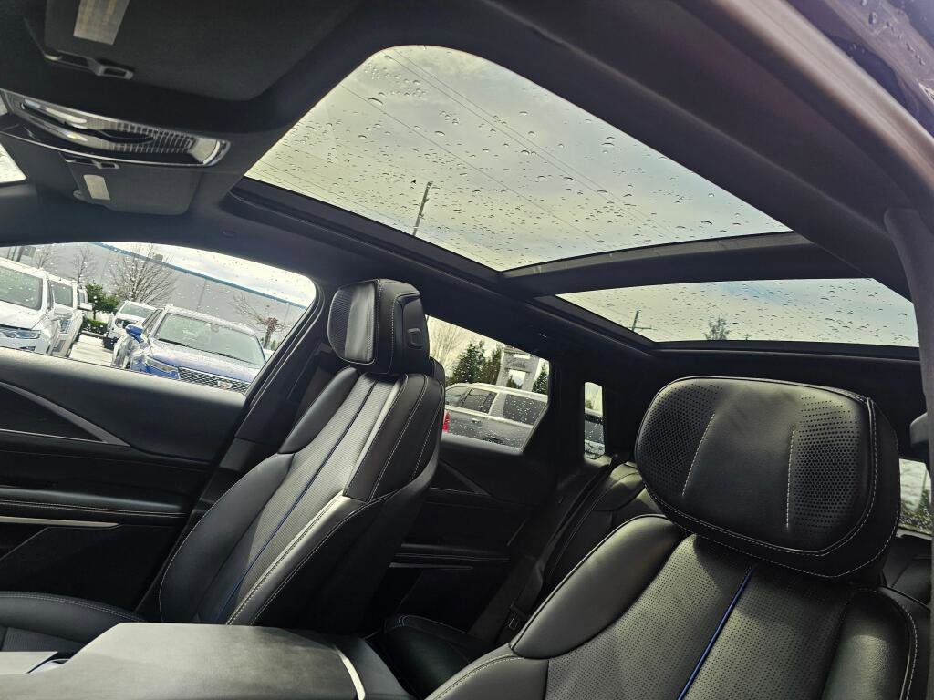 Certified 2025 Cadillac Lyriq Sport image 27