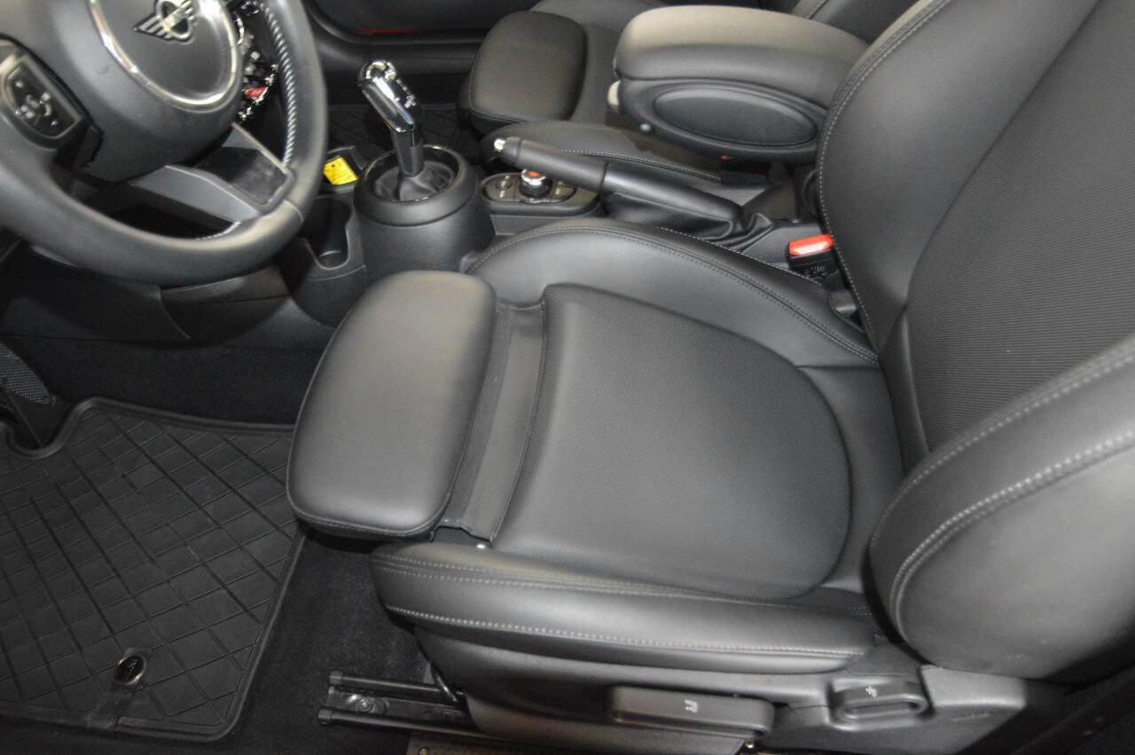 Used 2022 MINI Cooper S image 23