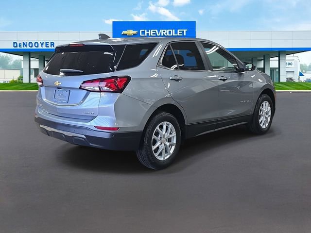 Used 2024 Chevrolet Equinox LT w/ LPO, Floor Liner Package image 8