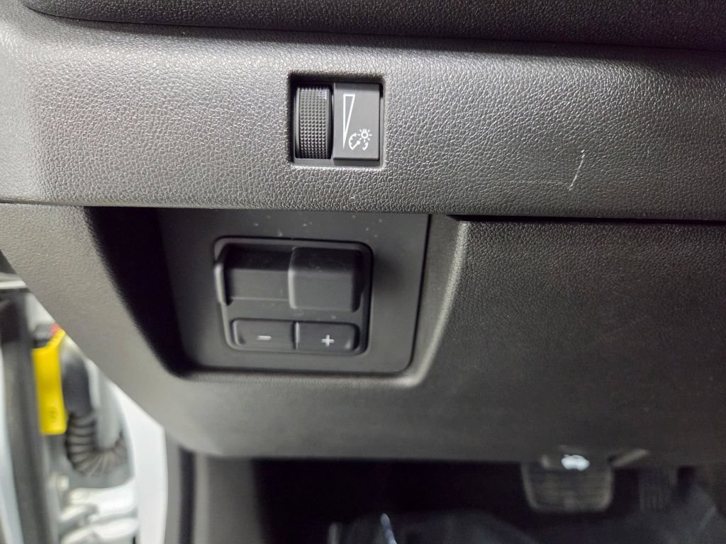 Used 2023 Chevrolet Colorado Trail Boss w/ Technology Package AWD/4WD image 26