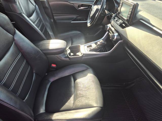 Used 2019 Toyota RAV4 XLE Premium w/ Cold Weather Package AWD/4WD image 21