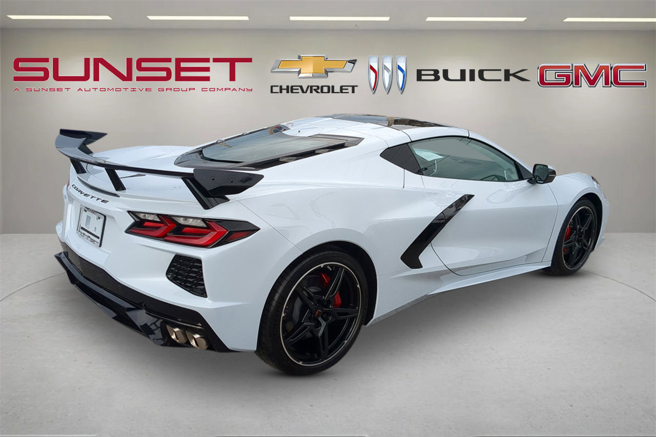 Certified 2021 Chevrolet Corvette Stingray Premium Cpe w/ Engine Appearance Package image 4