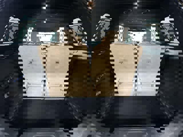 Used 2017 Ford Explorer Limited image 26