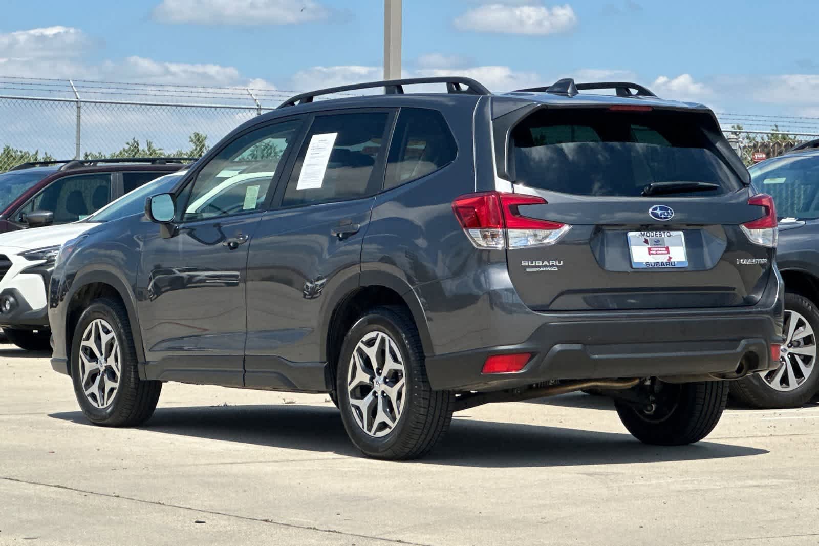 Used 2023 Subaru Forester Premium AWD/4WD image 5