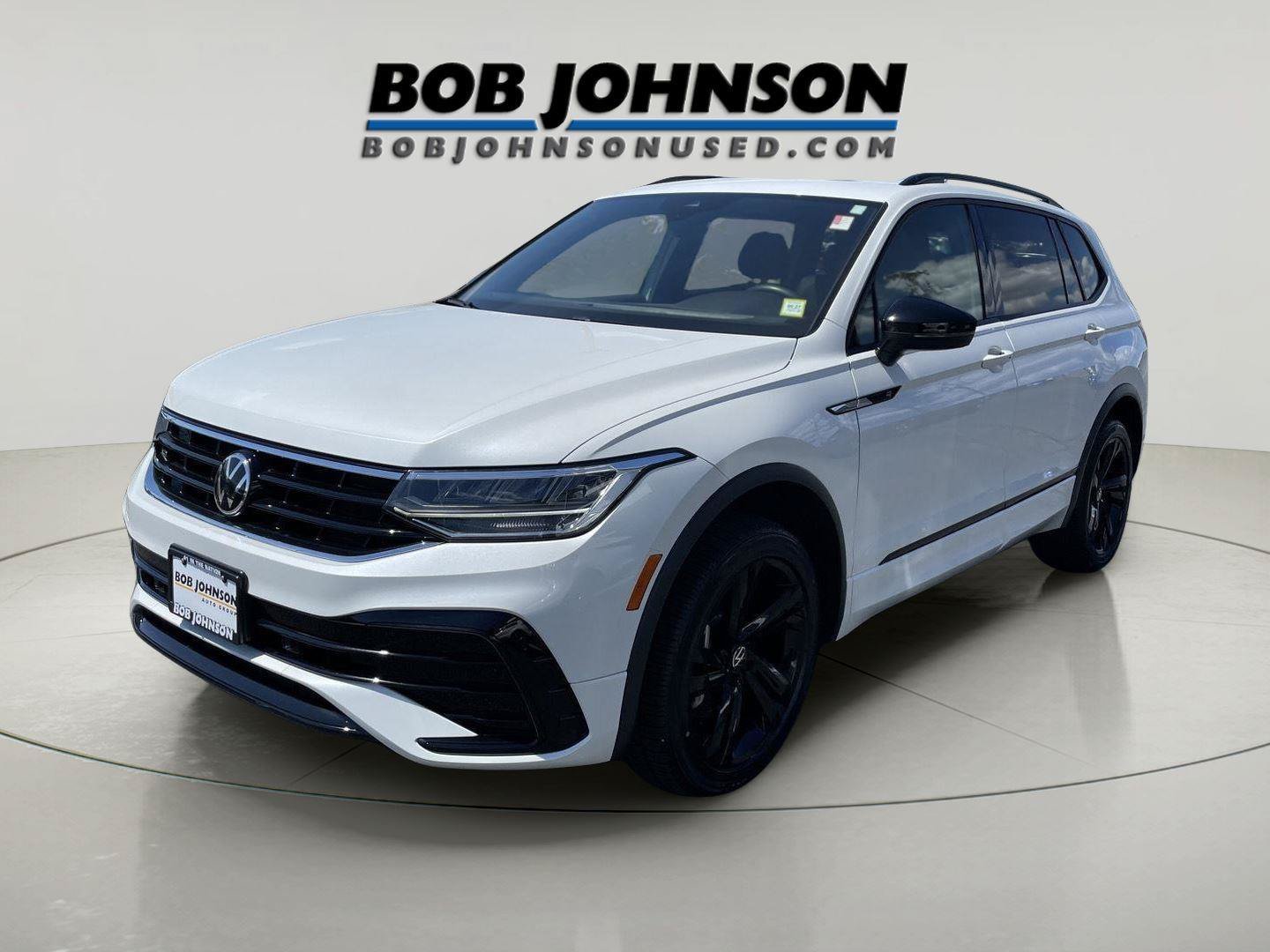 Used 2023 Volkswagen Tiguan SE R-Line FWD image 7