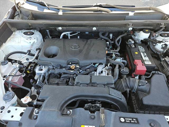 Used 2021 Toyota RAV4 LE w/ Carpet Mat Package (TMS) AWD/4WD image 23