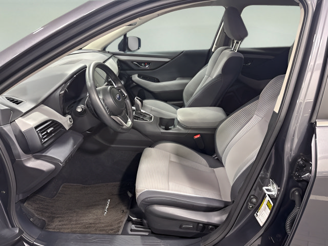 Used 2024 Subaru Outback Premium AWD/4WD image 9