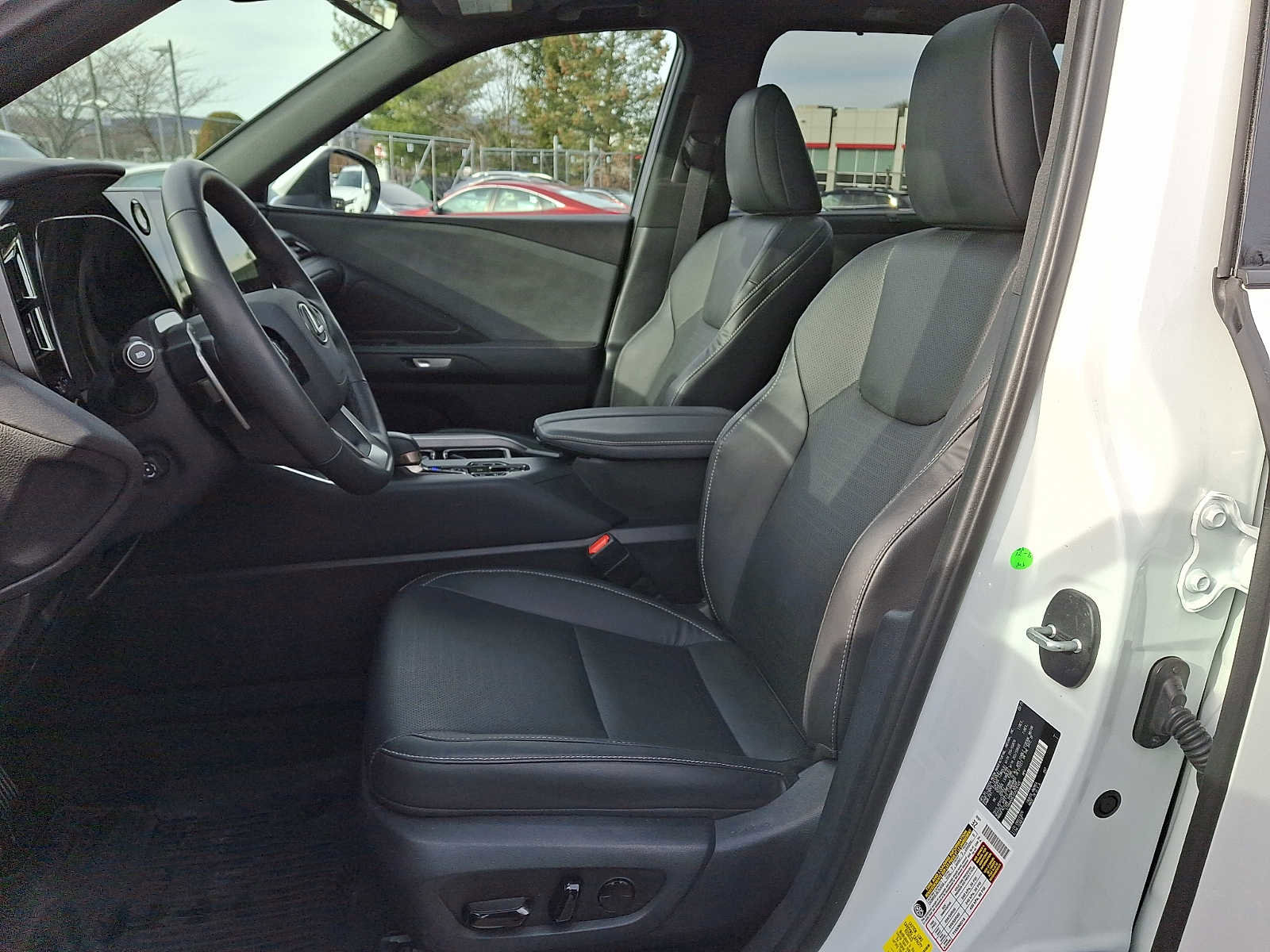 Used 2025 Lexus TX 350 AWD image 11