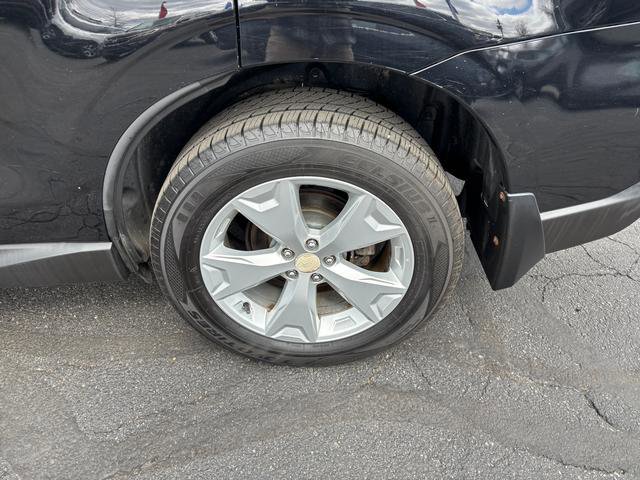 Used 2016 Subaru Forester 2.5i Premium w/ All-Weather Package image 27