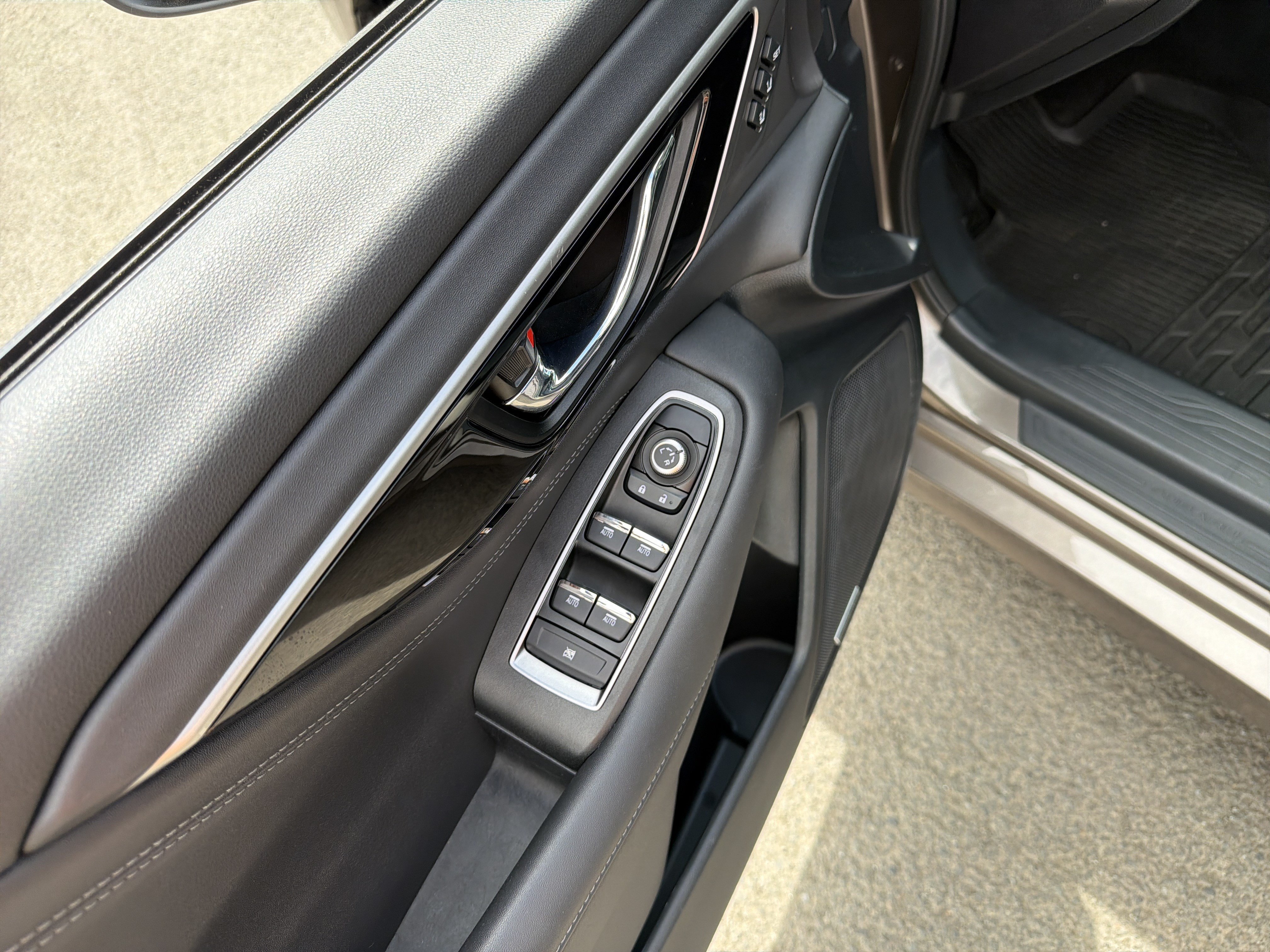 Used 2022 Subaru Legacy Limited AWD/4WD image 15