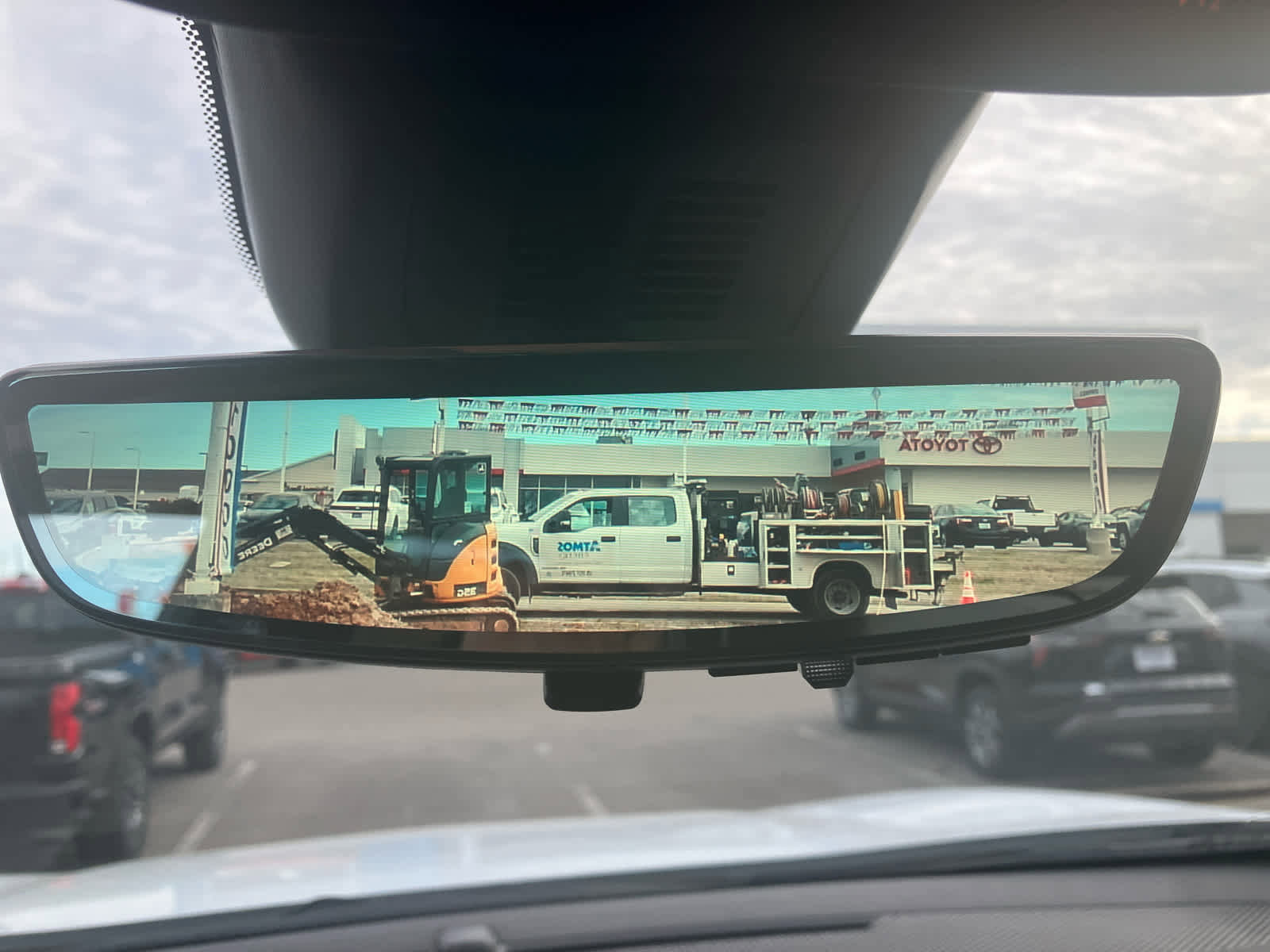 New 2026 Chevrolet Equinox LT w/ Convenience Package II image 26