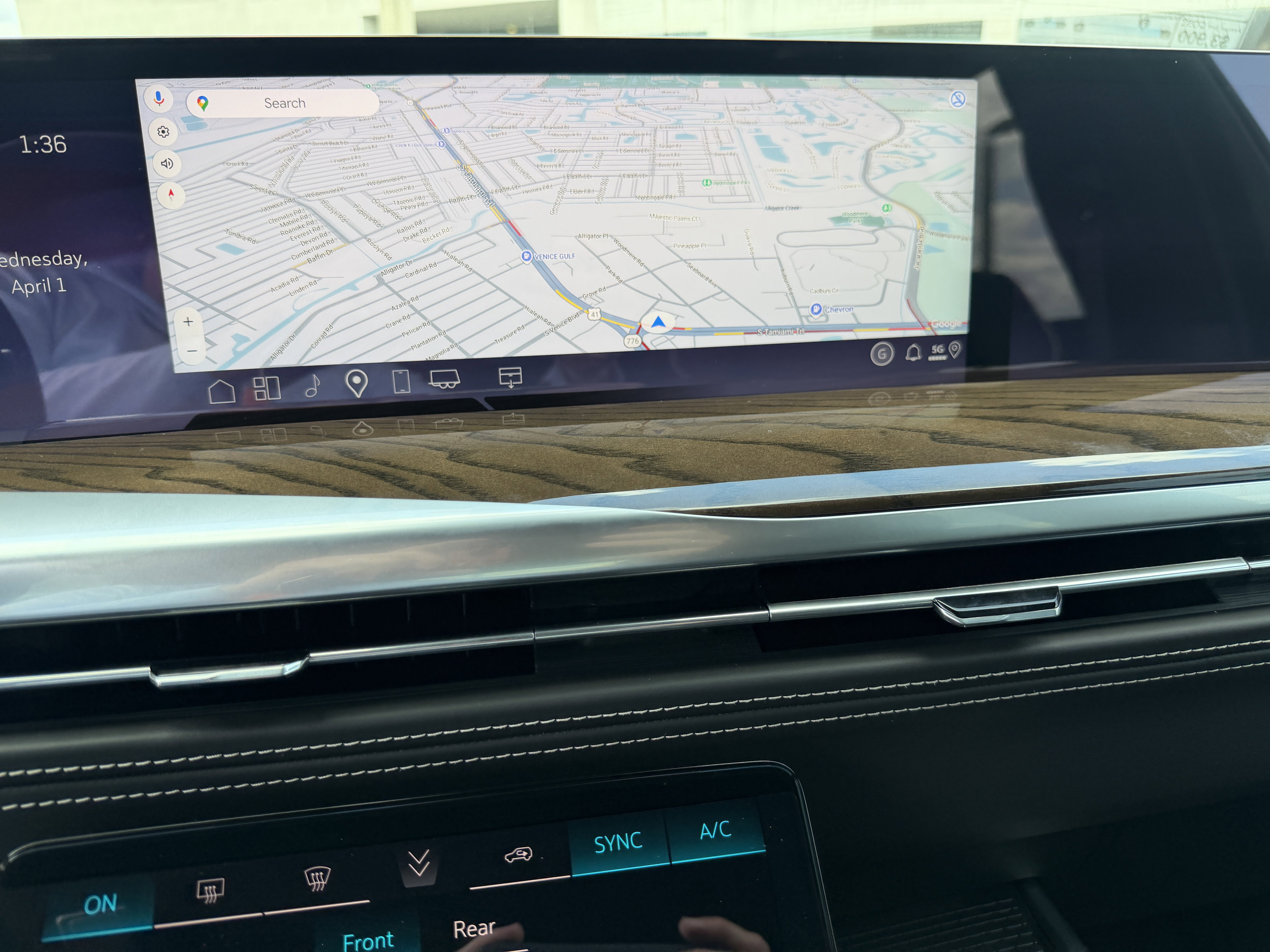 New 2026 Cadillac Escalade Platinum Sport w/ LPO, ONYX Package image 22