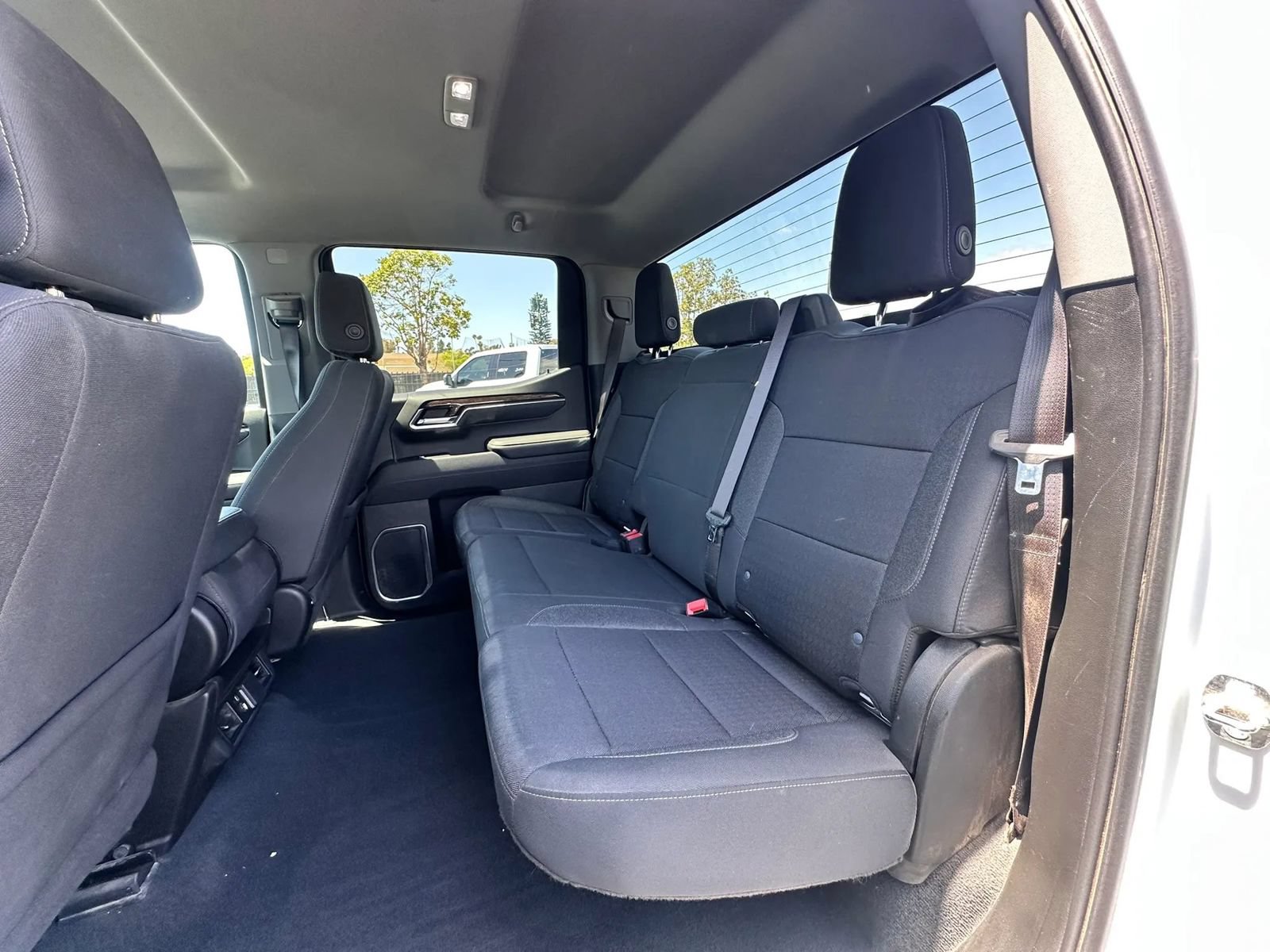 Used 2023 GMC Sierra 1500 SLE AWD/4WD image 18