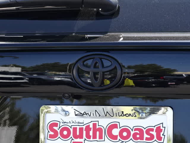 Certified 2025 Toyota RAV4 XLE Premium FWD image 9