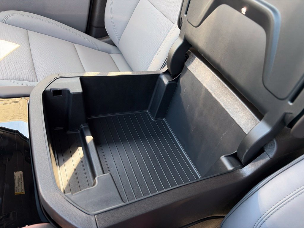 New 2027 GMC Yukon Elevation w/ Elevation Premium Package AWD/4WD image 45