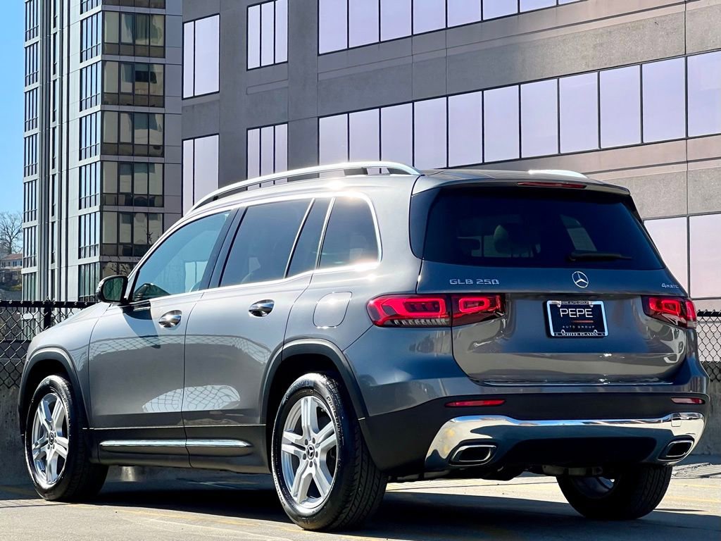 Certified 2022 Mercedes-Benz GLB 250 4MATIC image 5