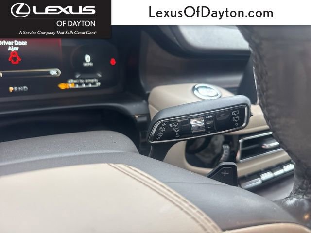 Used 2021 Lincoln Aviator Reserve w/ Equipment Group 201A image 19