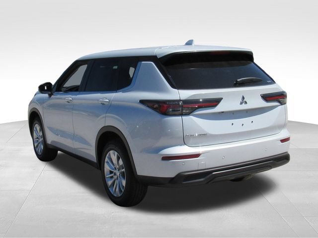 New 2026 Mitsubishi Outlander ES AWD/4WD image 6