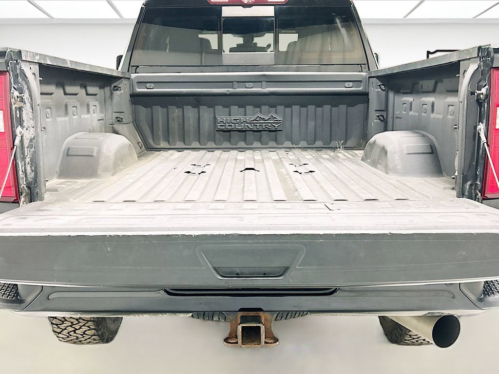 Used 2021 Chevrolet Silverado 2500 High Country image 28
