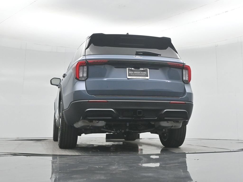 New 2026 Ford Explorer ST-Line w/ ST-Line Street Pack RWD image 52