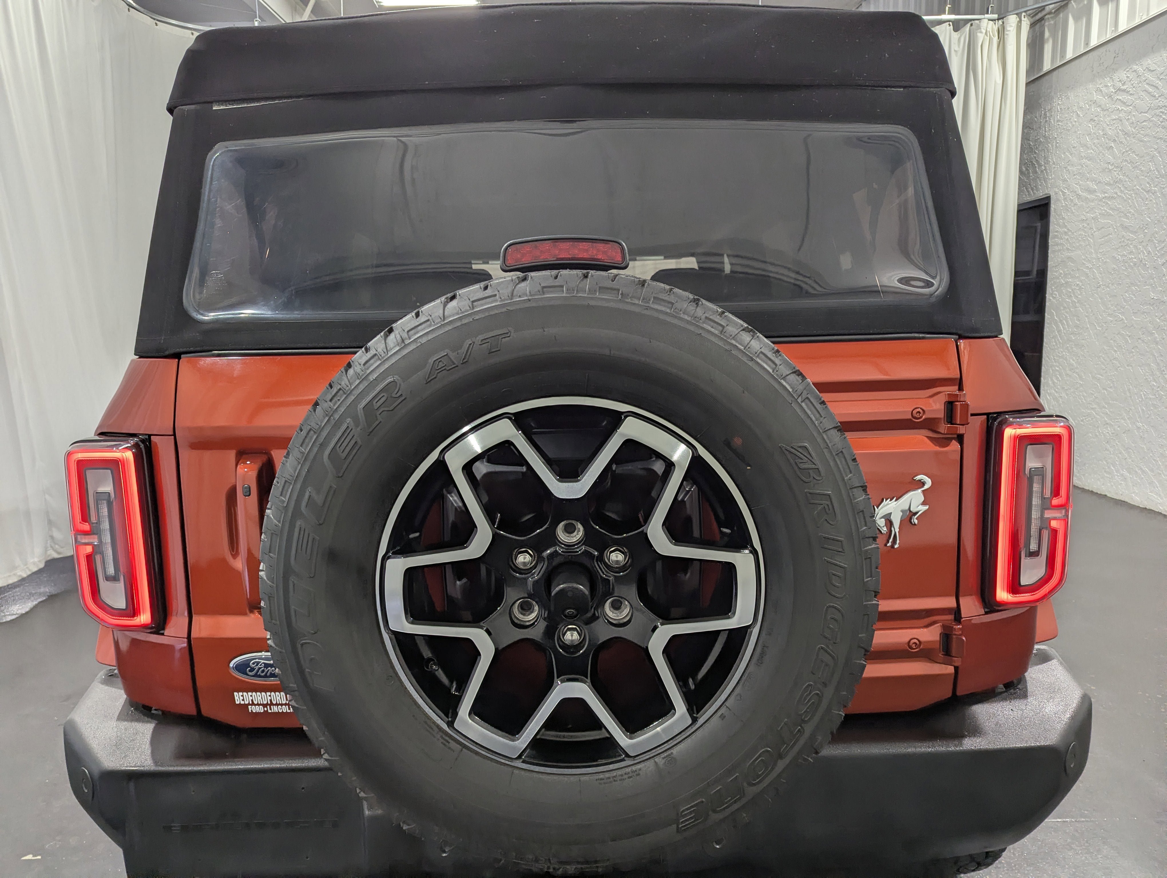 Used 2023 Ford Bronco Outer Banks AWD/4WD image 10