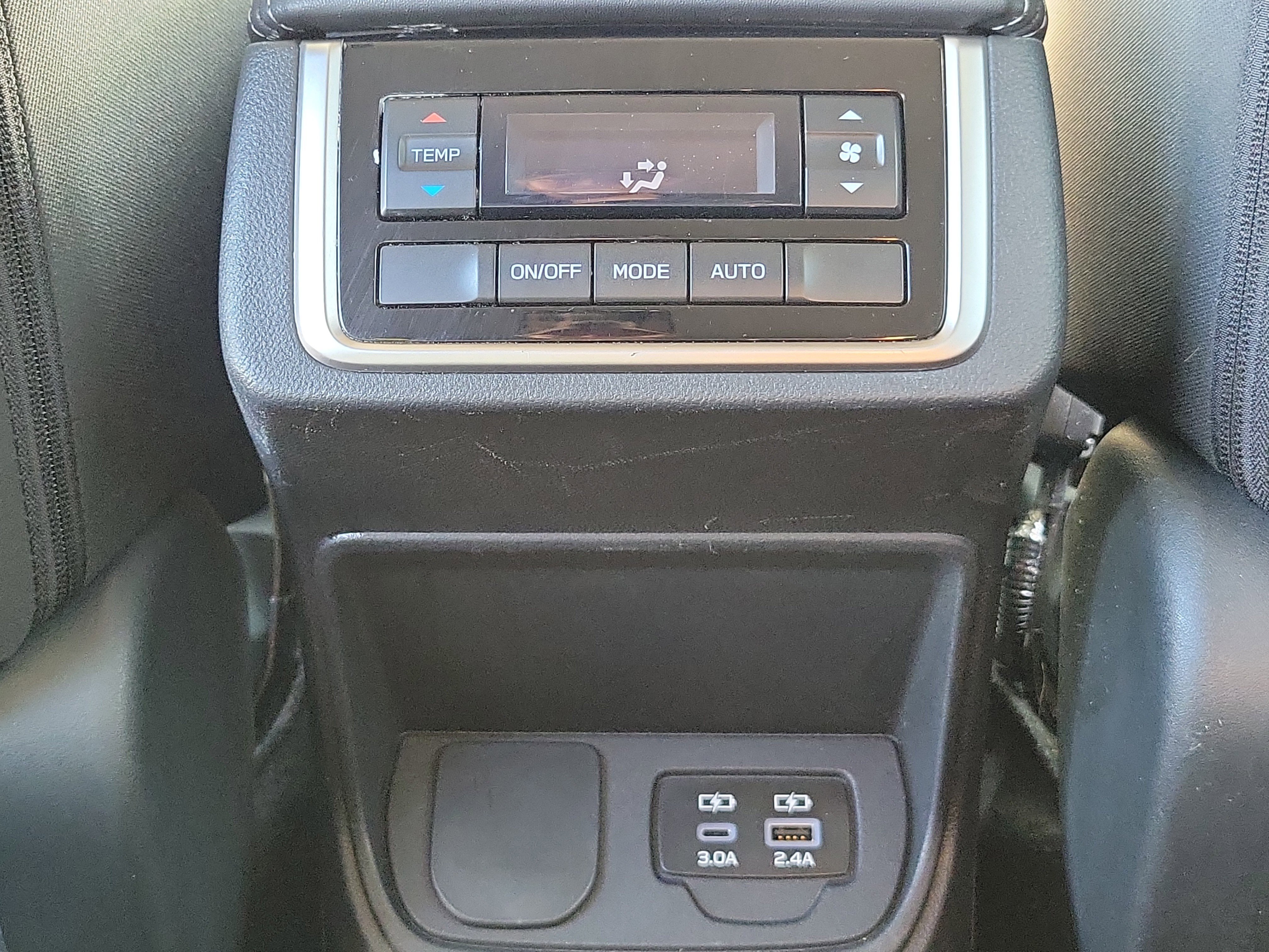 Certified 2023 Subaru Ascent Premium w/ Convenience Package image 19