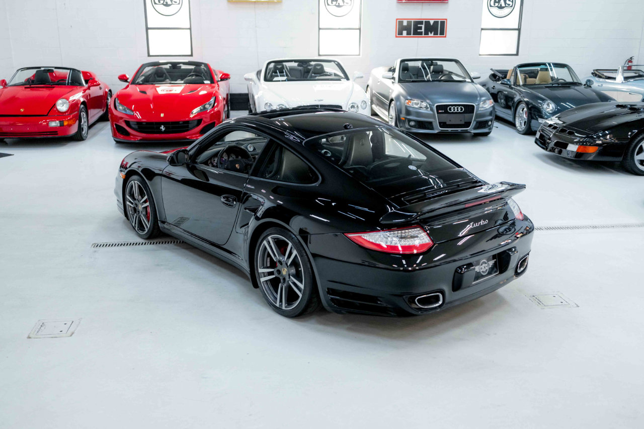 Used 2012 Porsche 911 Turbo image 83