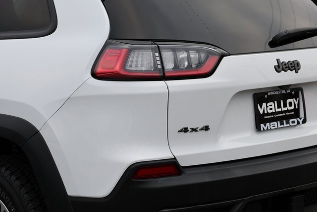 Used 2022 Jeep Cherokee Trailhawk w/ Trailer Tow Group image 8