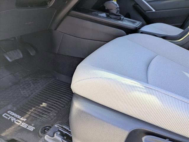 New 2026 Toyota Corolla Cross L image 4