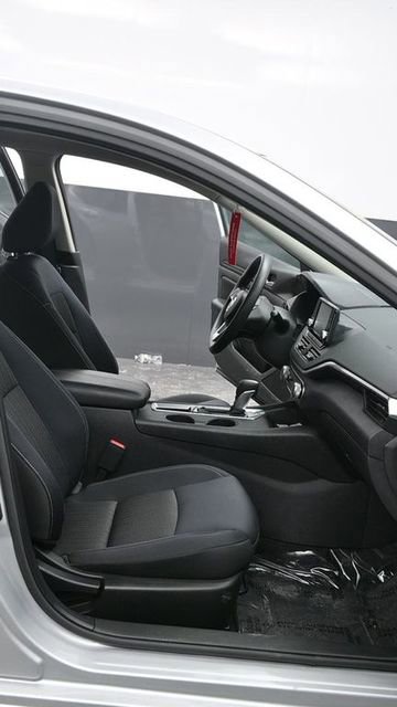 Used 2021 Nissan Altima 2.5 S FWD image 10