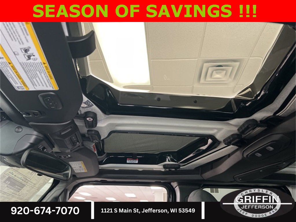 New 2025 Jeep Gladiator Sport image 24