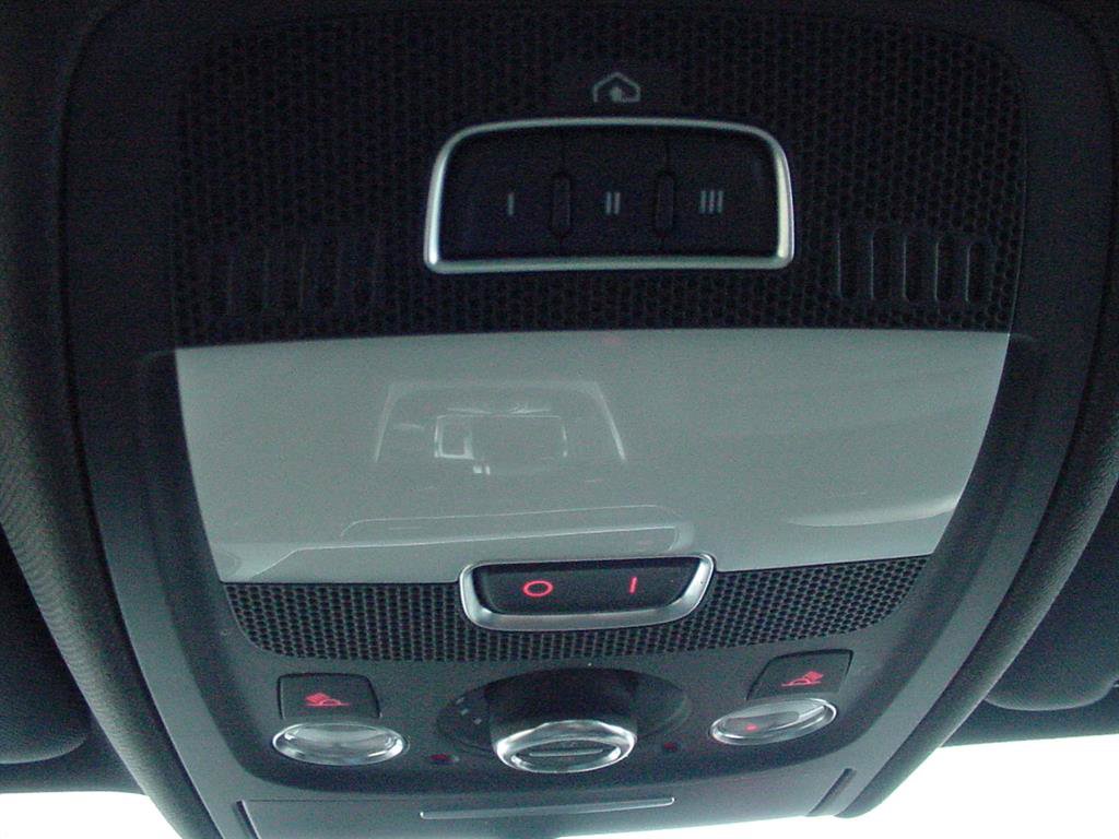 Used 2016 Audi A4 Premium Plus w/ Technology Package image 21