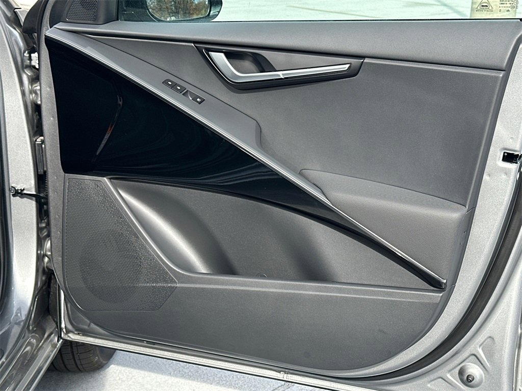 New 2025 Kia Niro Wind image 16