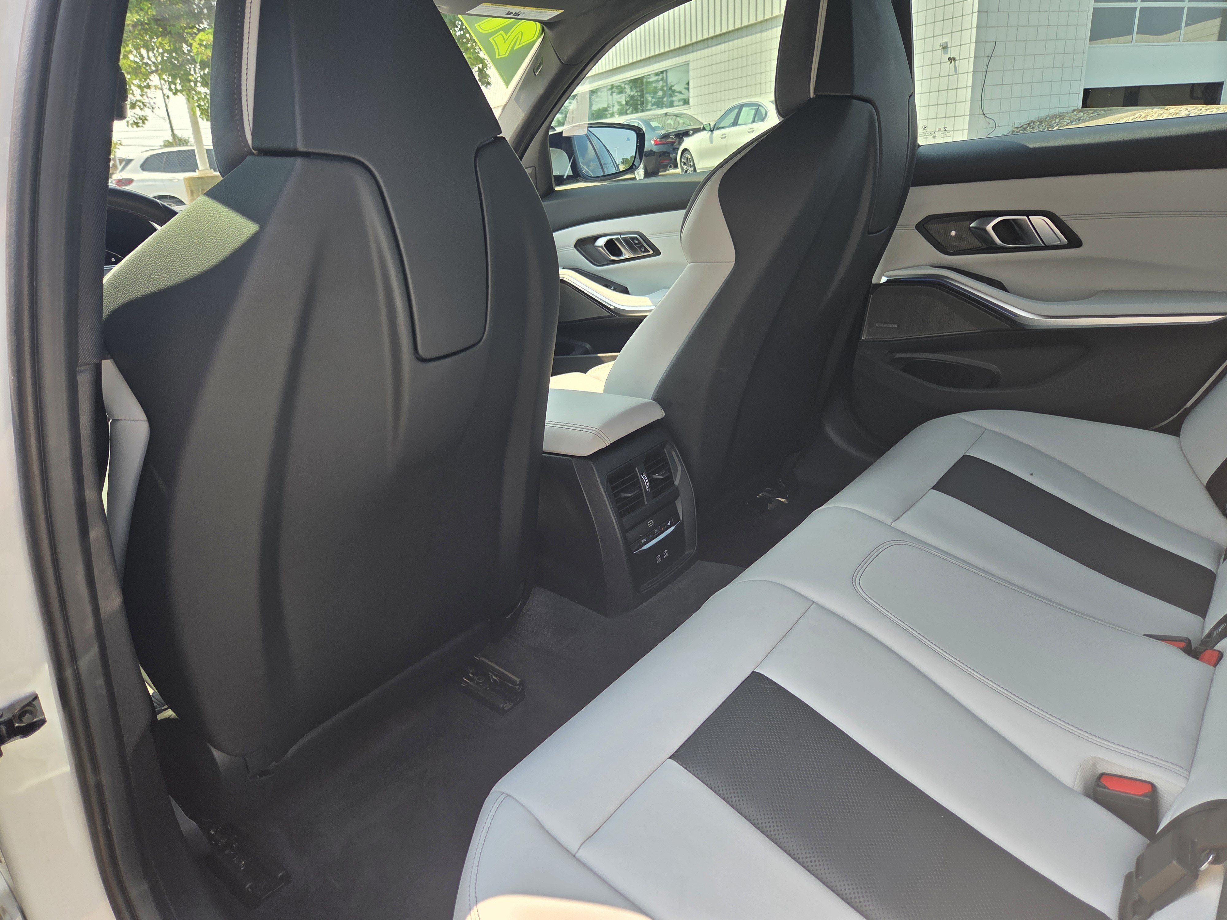 Used 2021 BMW M3 w/ Executive Package RWD image 34