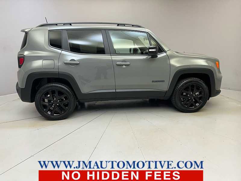 Used 2022 Jeep Renegade Altitude image 6