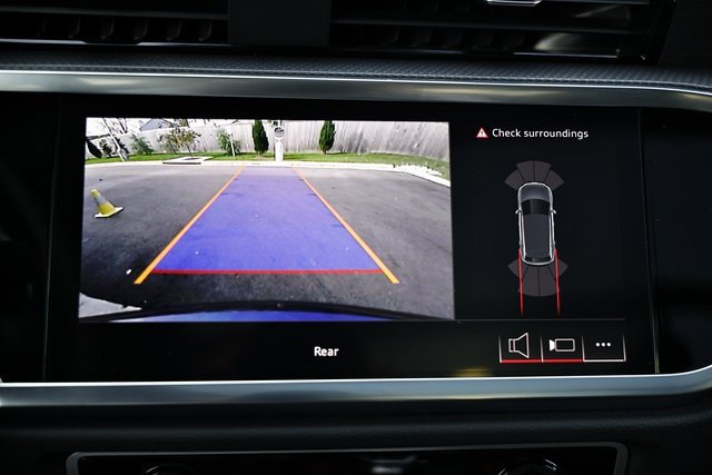 Certified 2025 Audi Q3 2.0T Premium w/ Convenience Package image 36