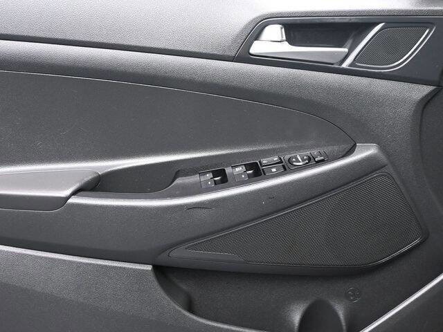 Used 2019 Hyundai Tucson SE image 13