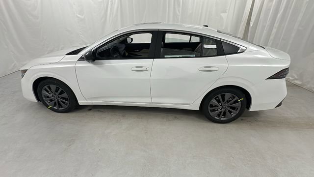 New 2026 Nissan Sentra SL w/ Floor Mat Package FWD image 6