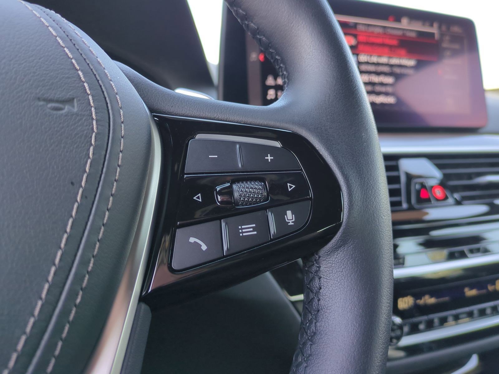 Certified 2023 BMW 540i xDrive 540i xDrive w/ Executive Package image 19