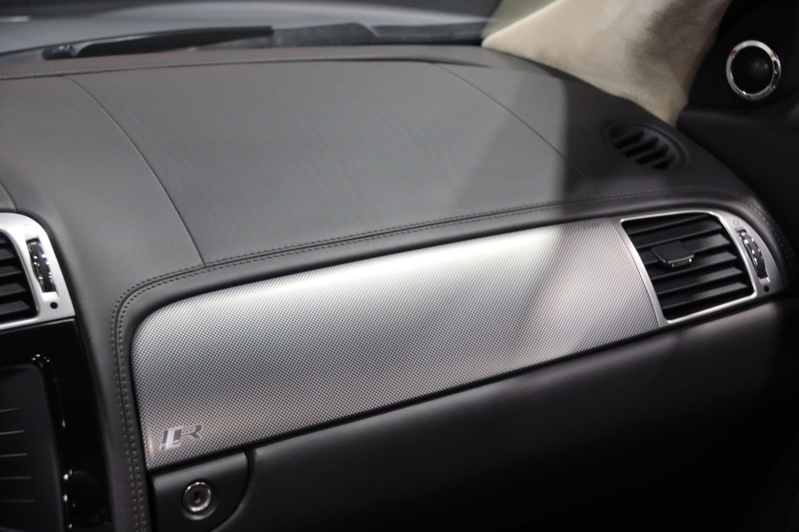 Used 2012 Jaguar XKR R image 55