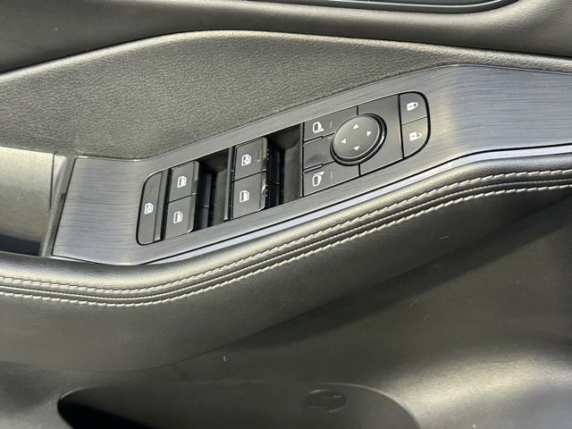 Certified 2022 Nissan Rogue SV w/ SV Premium Package image 23