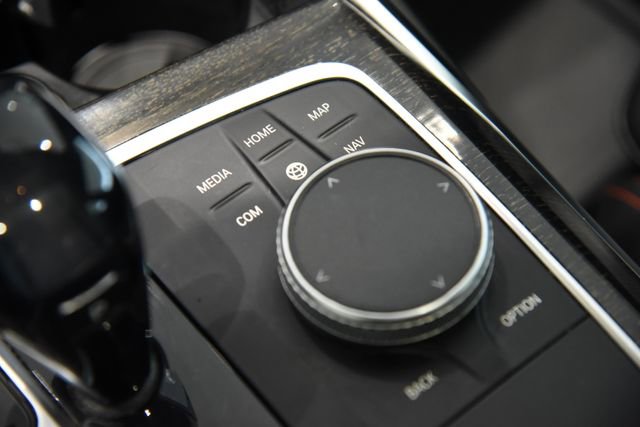 Used 2020 BMW 330i xDrive Sedan w/ Premium Package image 18