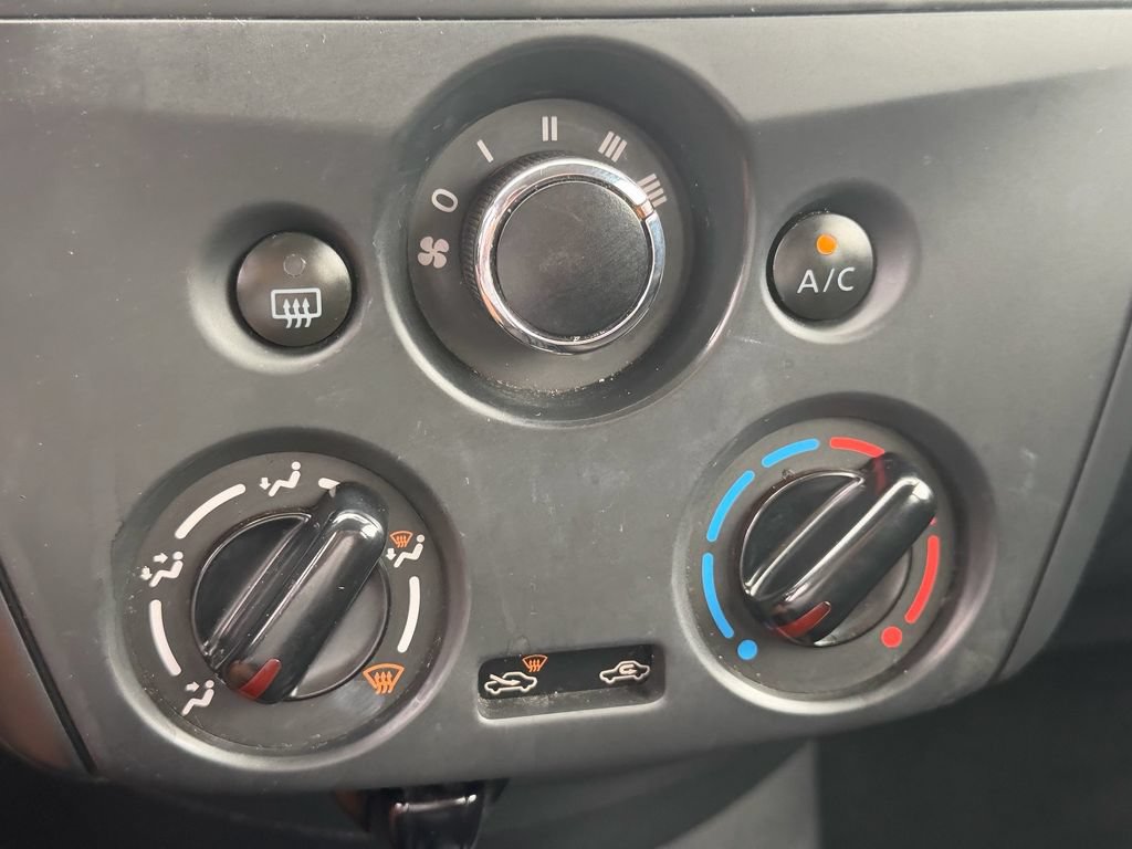 Used 2016 Nissan Versa S Plus FWD image 23